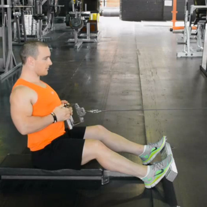 Middle Back - Seated Cable Row (Narrow Grip)